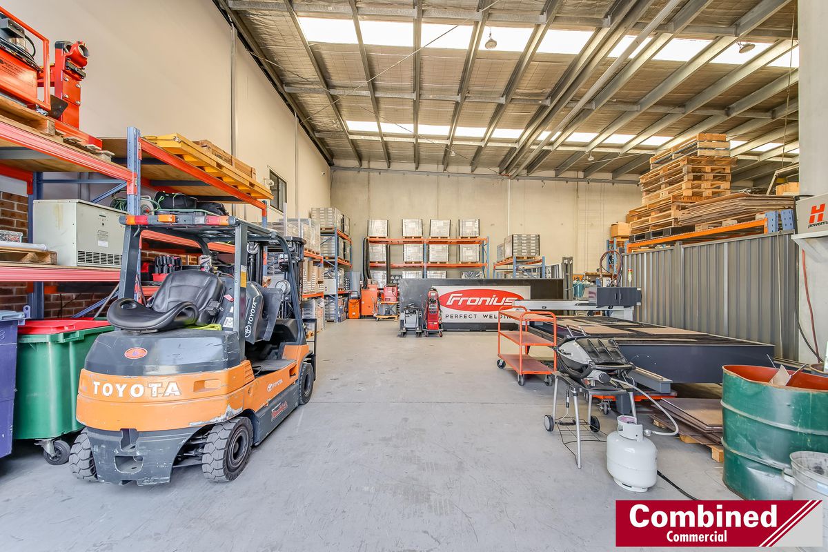 1 / 1 Samantha Place, Smeaton Grange