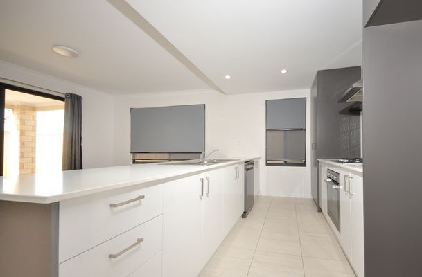 104c Safety Bay Rd, Shoalwater