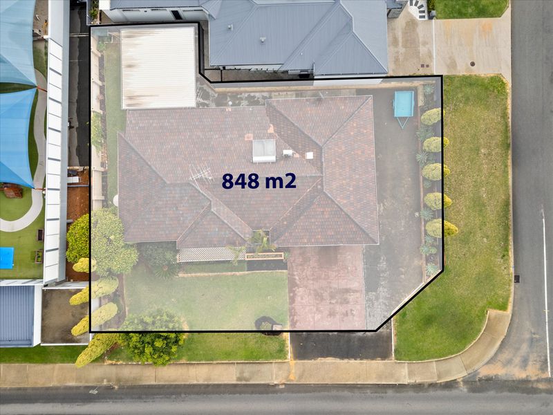 12 Barrington Street, Spearwood
