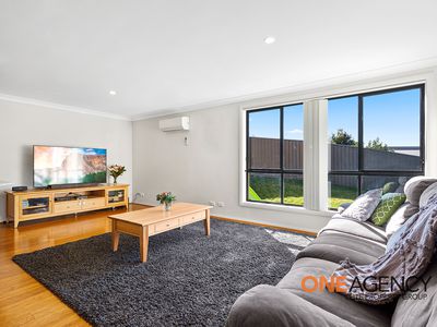 6 Bower Place, Albion Park