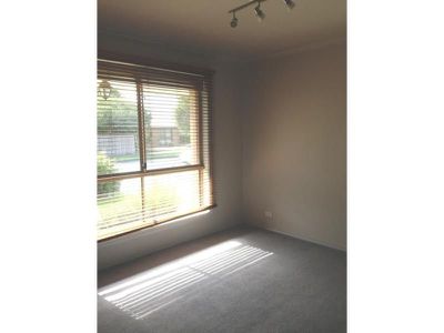 1 / 40 Crestmoor Drive, Highton