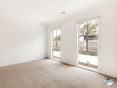 4 / 2 Frederick Court, Werribee