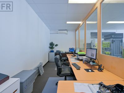 3 / 14 Jacquard Way, Port Kennedy