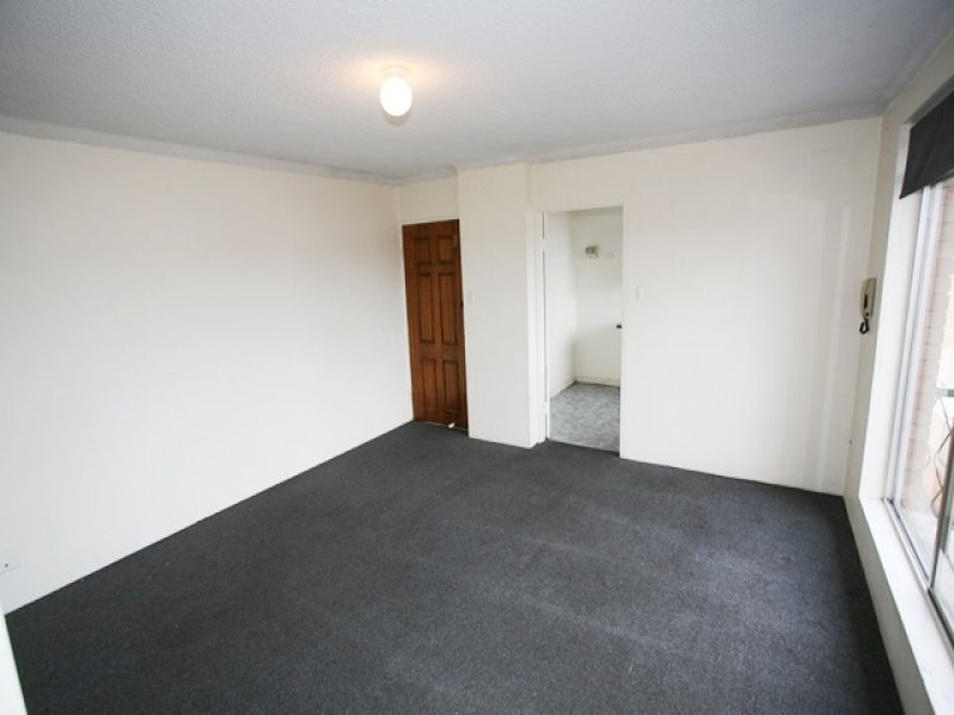 12 / 19A Johnson Street, Mascot