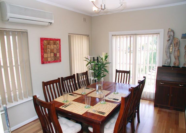 4 McLachlan Avenue, Glenelg North