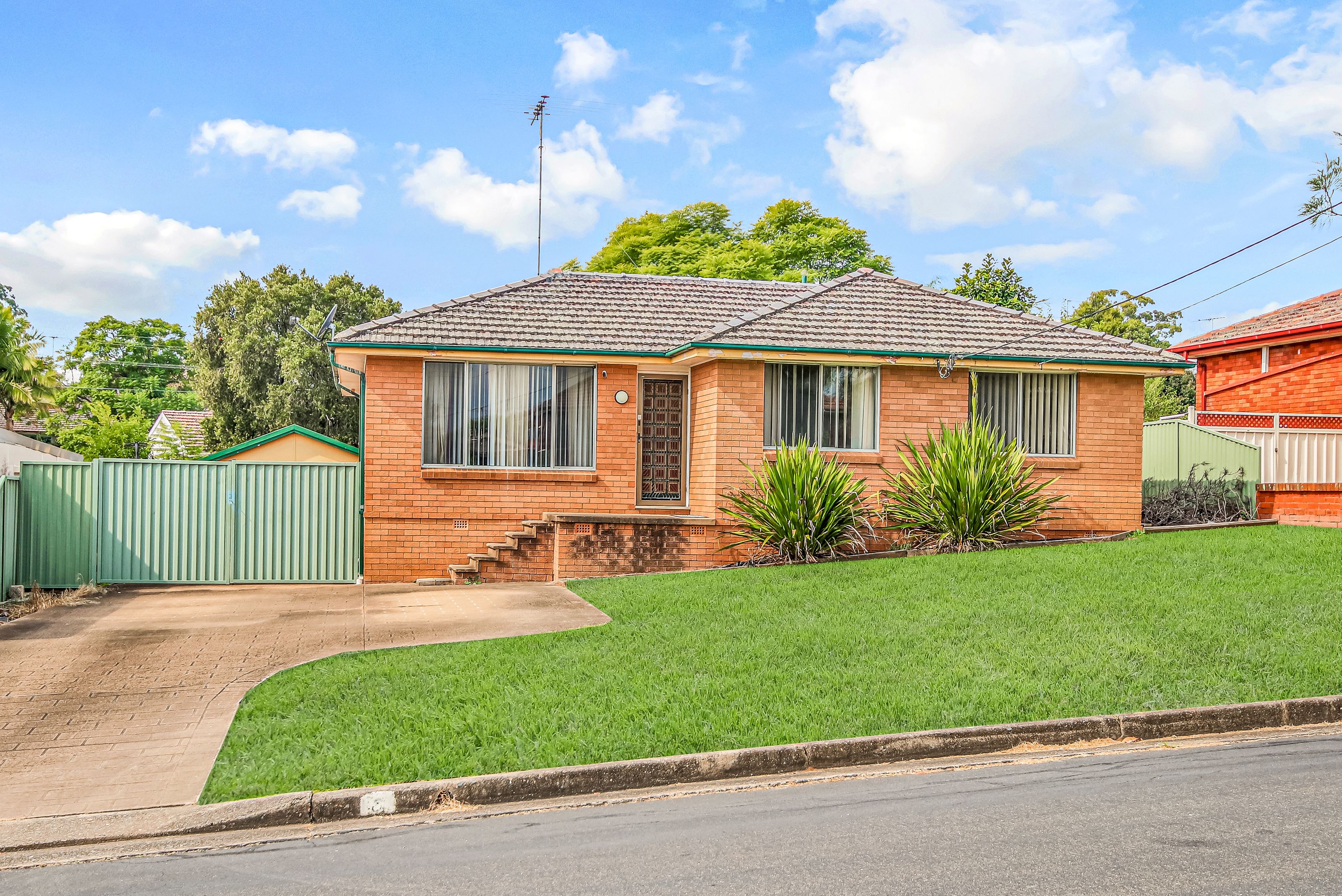 6 Sheba Crescent, SOUTH PENRITH