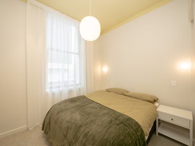 492 Moray Place, City Centre