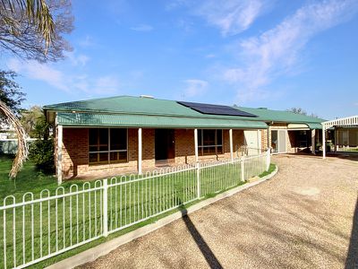 1 / 122 York Street, Forbes