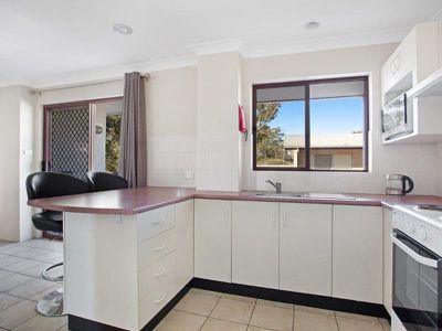 2 / 32 Binda Street, Hawks Nest
