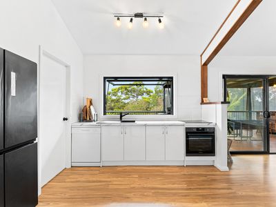 46 Hillcrest Avenue, North Narooma