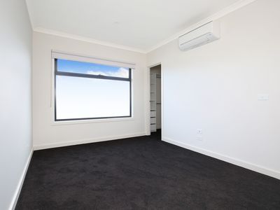 2/4 Hutchison St, Niddrie