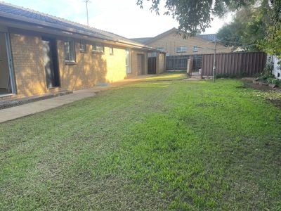 72 Blumer Avenue, Griffith