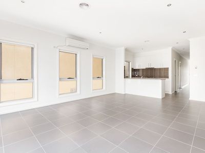 2 / 49 Hope Way, Tarneit