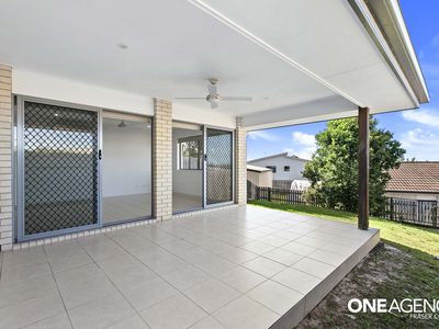2 / 3 Ridge View Court, Nikenbah