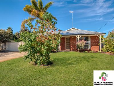 10 Saskatchewan Way, Greenfields