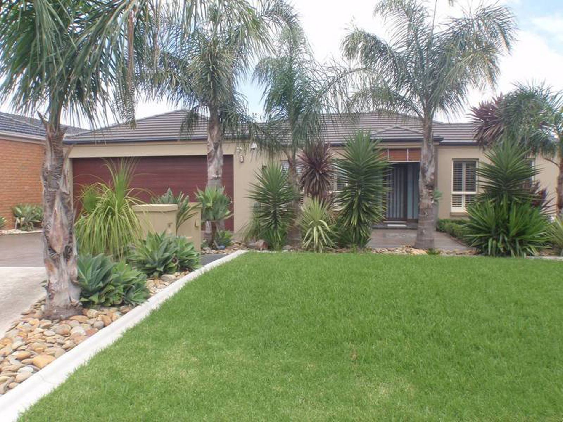 5 daws court taylors lakes westside real estate