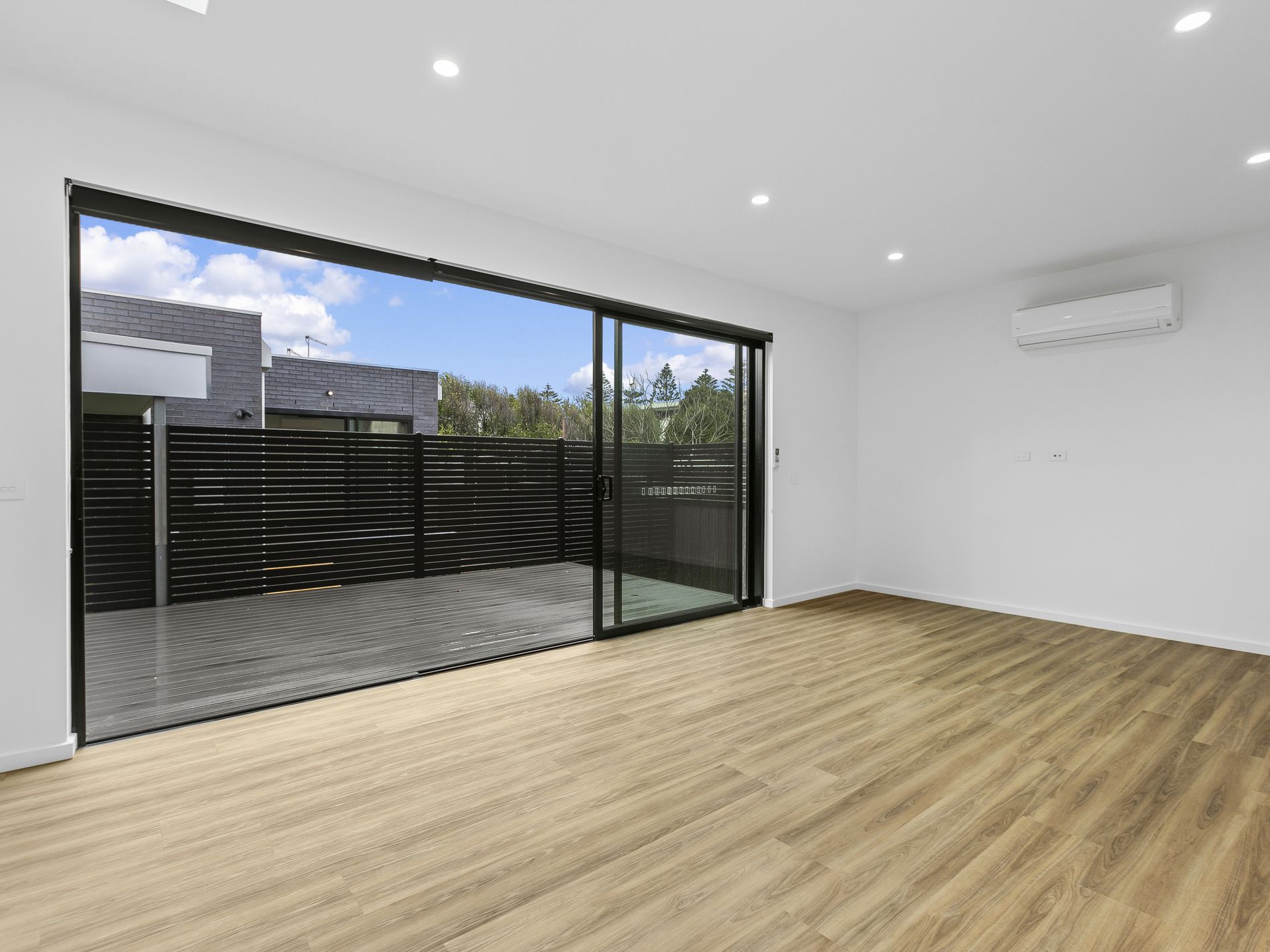 5 / 252 Queen Street, Altona