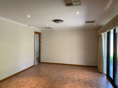 86 Farnham Road, Ashford