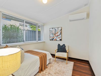 100 Weaponess Road, Wembley Downs