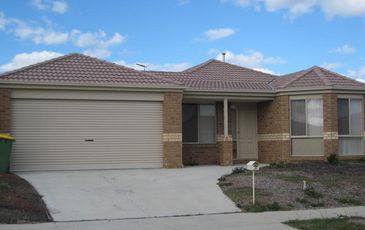 83 Storey Drive, Pakenham