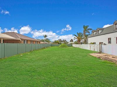 14 Lyne Street, Oak Flats