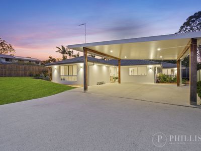 2 Heywood Place, Helensvale