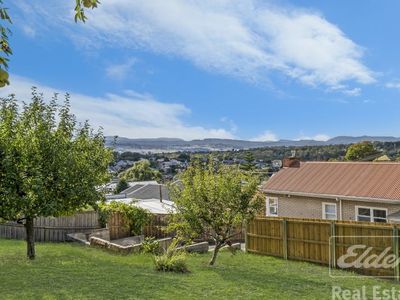 2 / 18 Weedon Avenue, South Launceston