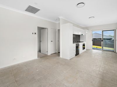 2/19 Corymbia Circuit, Heddon Greta