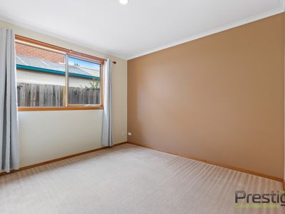 33 Percerval Crescent, Taylors Lakes