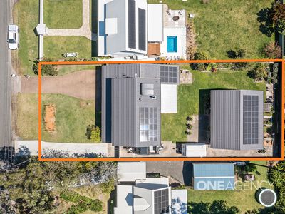 19 Second Avenue, Erowal Bay