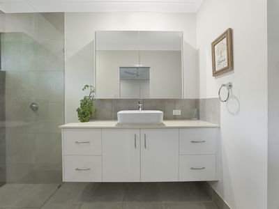 76B Giffin Road, White Rock