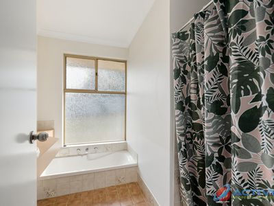 14 Gale Court, Calista