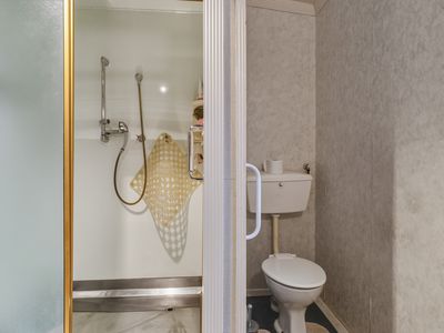 2 Gala Street, Waverley