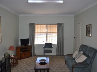 4A Queen St, Forbes