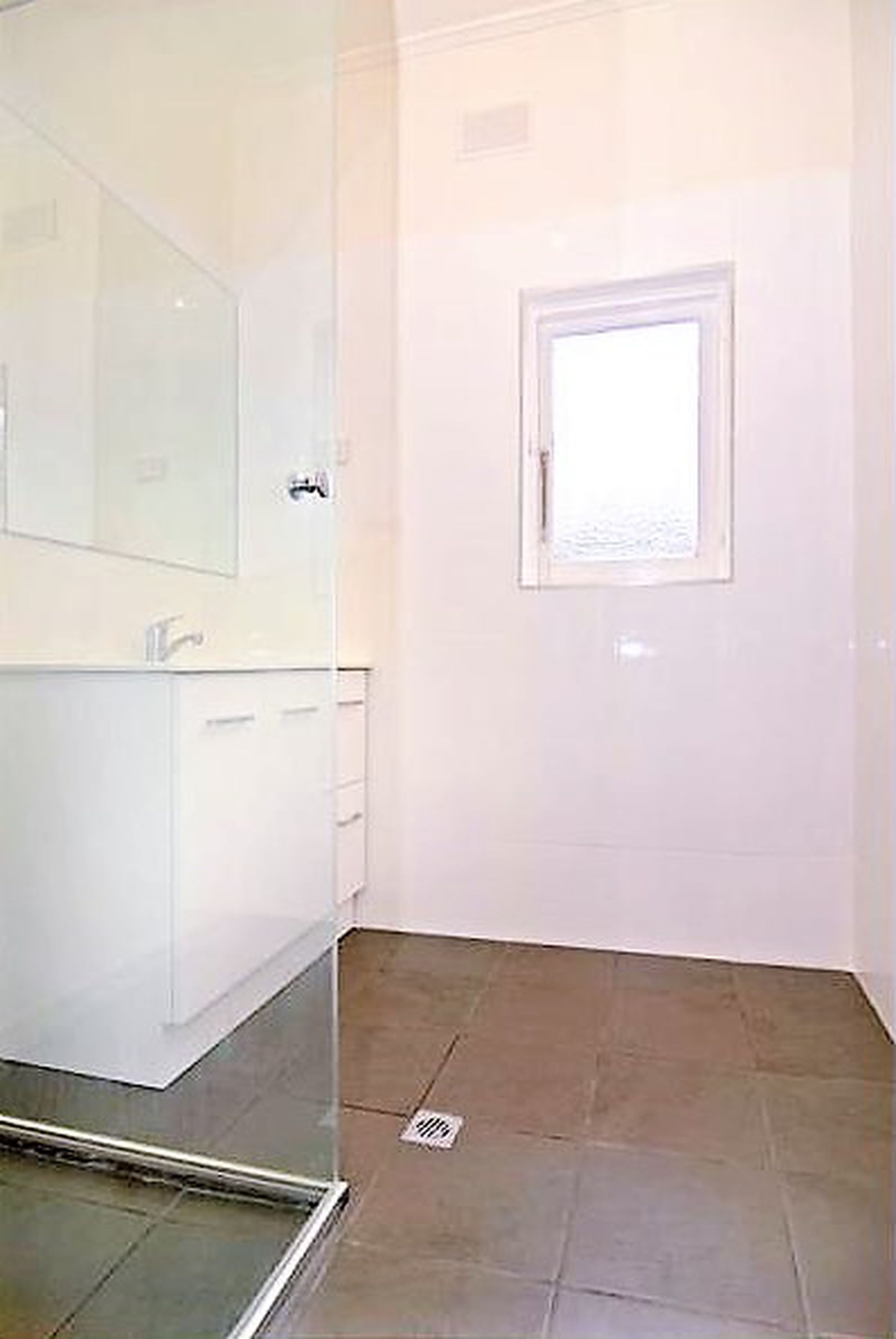 1 / 11 Neville Avenue, Clarence Gardens