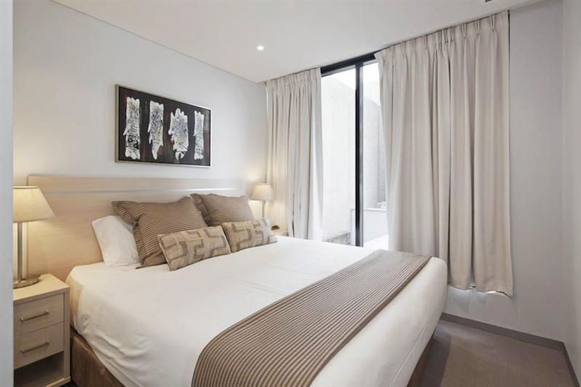 411 / 104 North Terrace, Adelaide