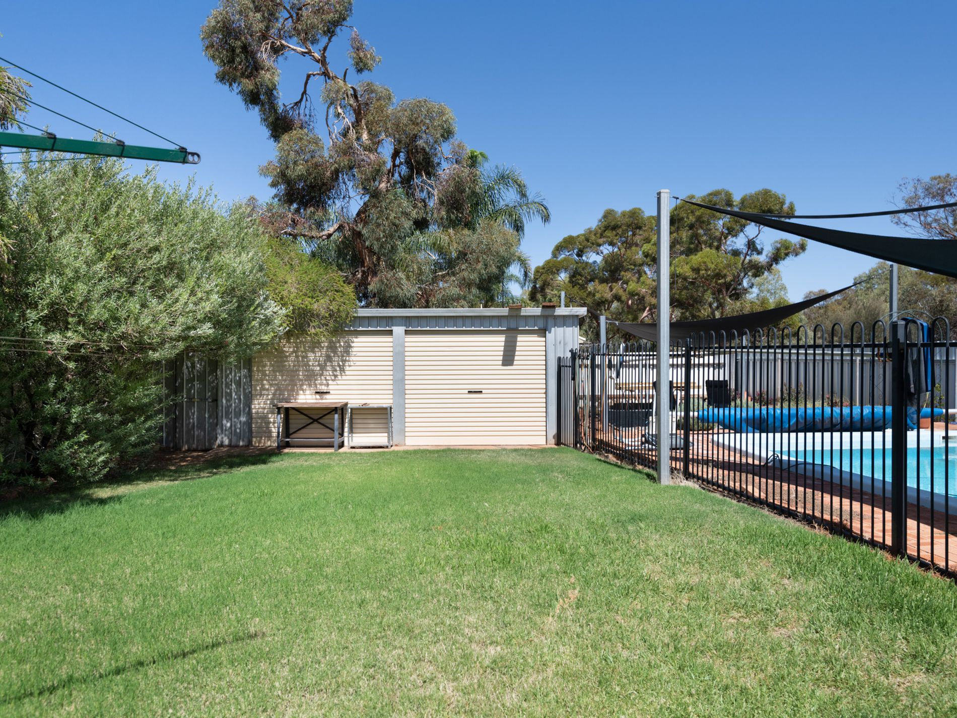 17 Littlewood Place, West Lamington