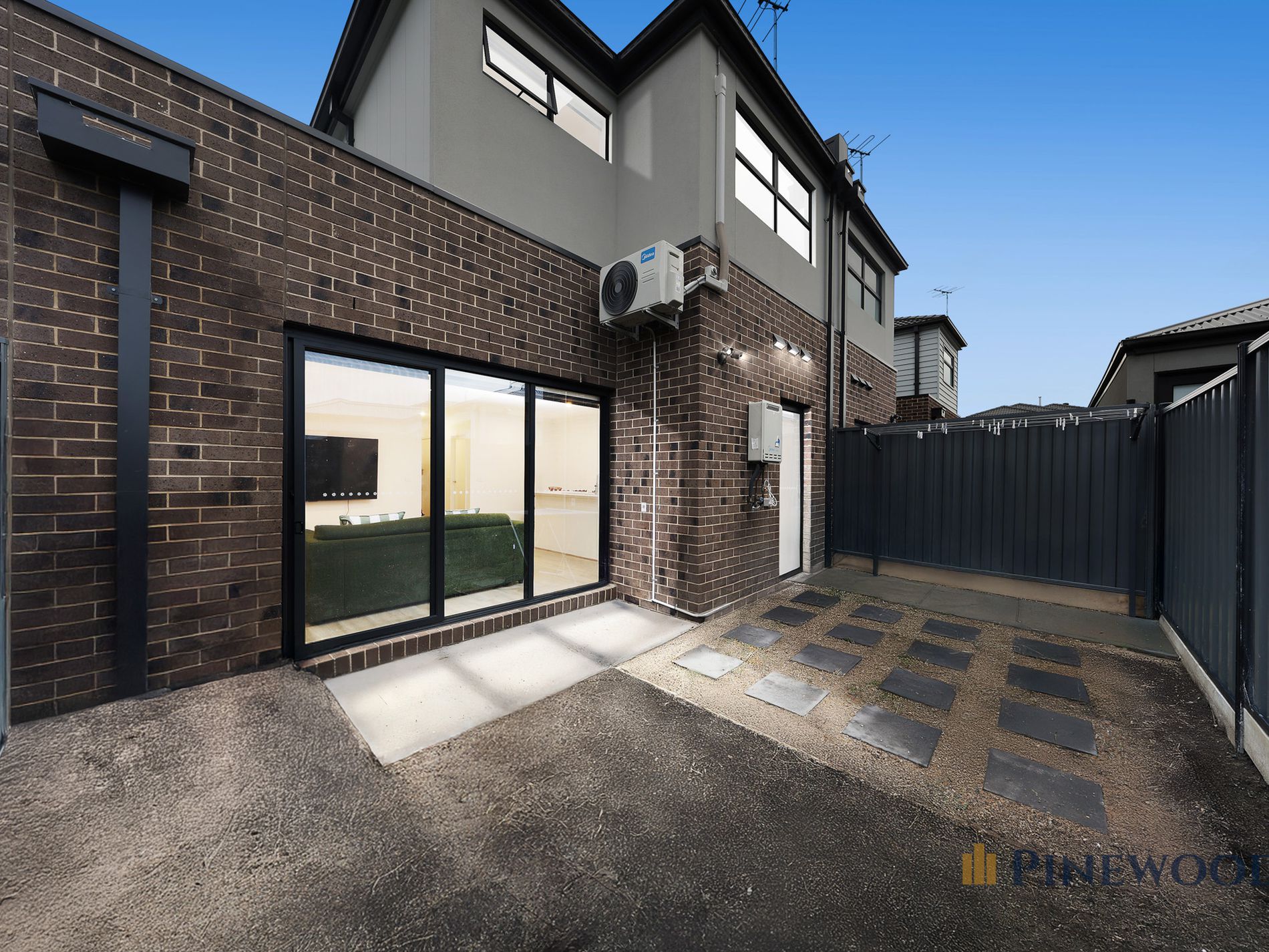 560 Brookfield Boulevard, Mickleham