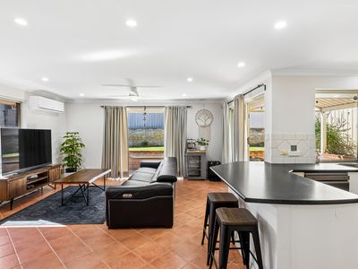 4 Golf View Street, Yokine