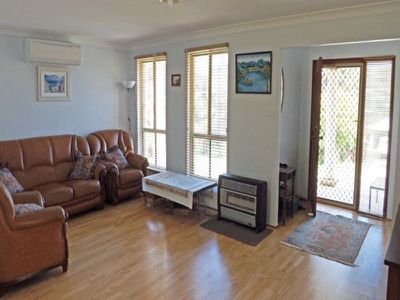 3 Park View Parade, Mollymook