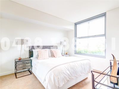 A103 / 220 Pacific Highway, Crows Nest