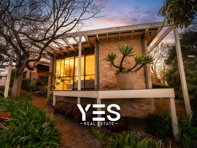 32 Lemana Crescent, Mount Waverley