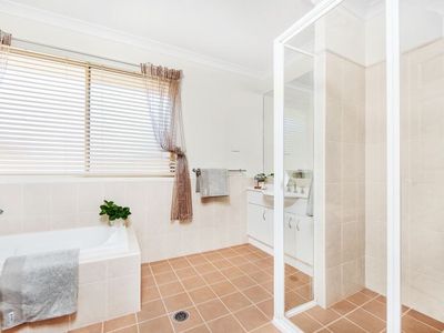 9 Maria Ave, Burrill Lake