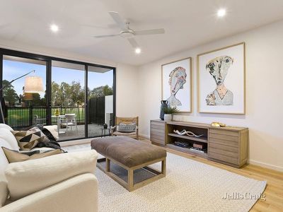 30 Zenith Rise, Bundoora