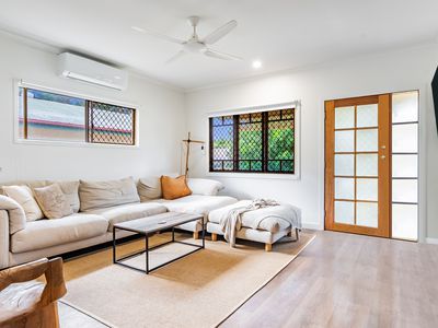 4 Trappes Court, Mooroobool