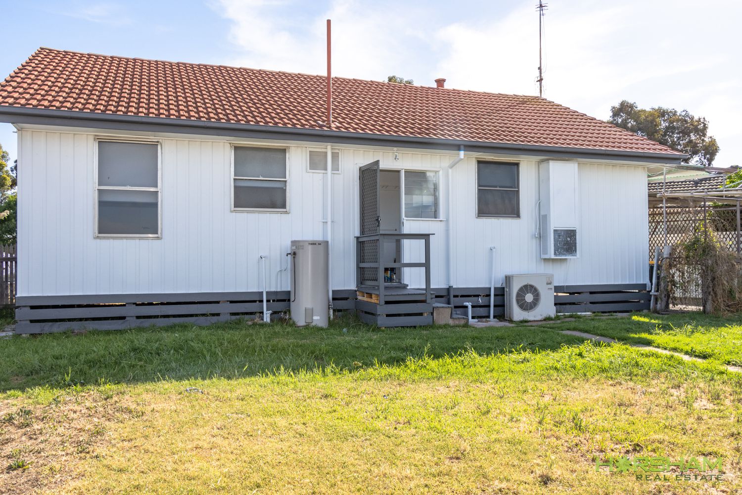 44 Winifred Street, Horsham