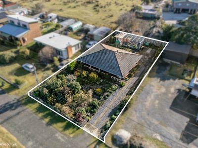 13 Swan Point Esplanade, Swan Point