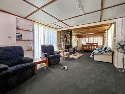 5851 The Bucketts Way, Bootawa