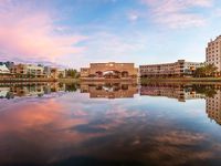 2 / 4 University Drive, Robina