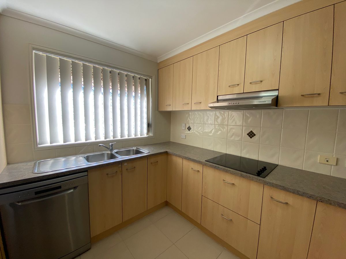 68 Moonstone Drive, Urangan